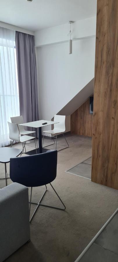 שייננה Aparthotel Apartamenty Czarna Gora 408 מראה חיצוני תמונה